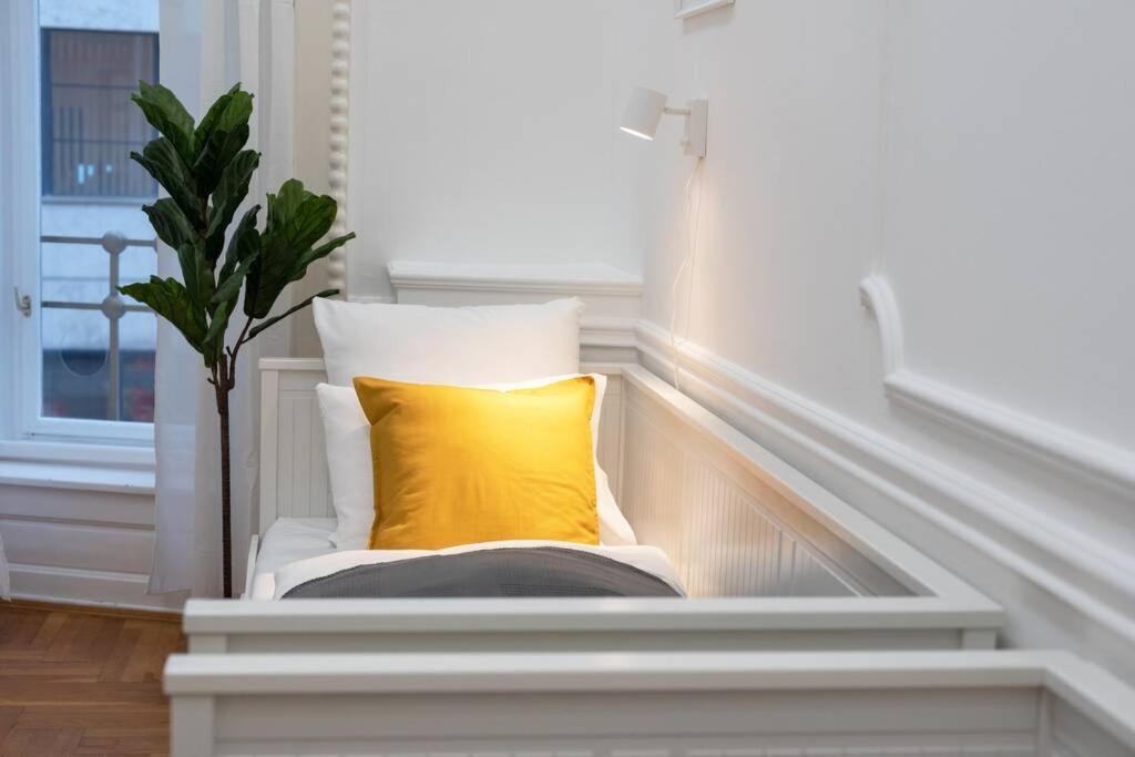 Best Located, 150 M2 5 Bedrooms Apt., Budapesta Exterior foto