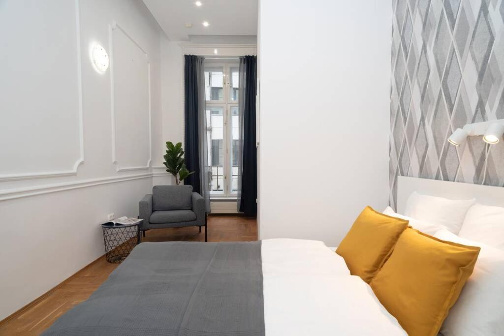 Best Located, 150 M2 5 Bedrooms Apt., Budapesta Exterior foto